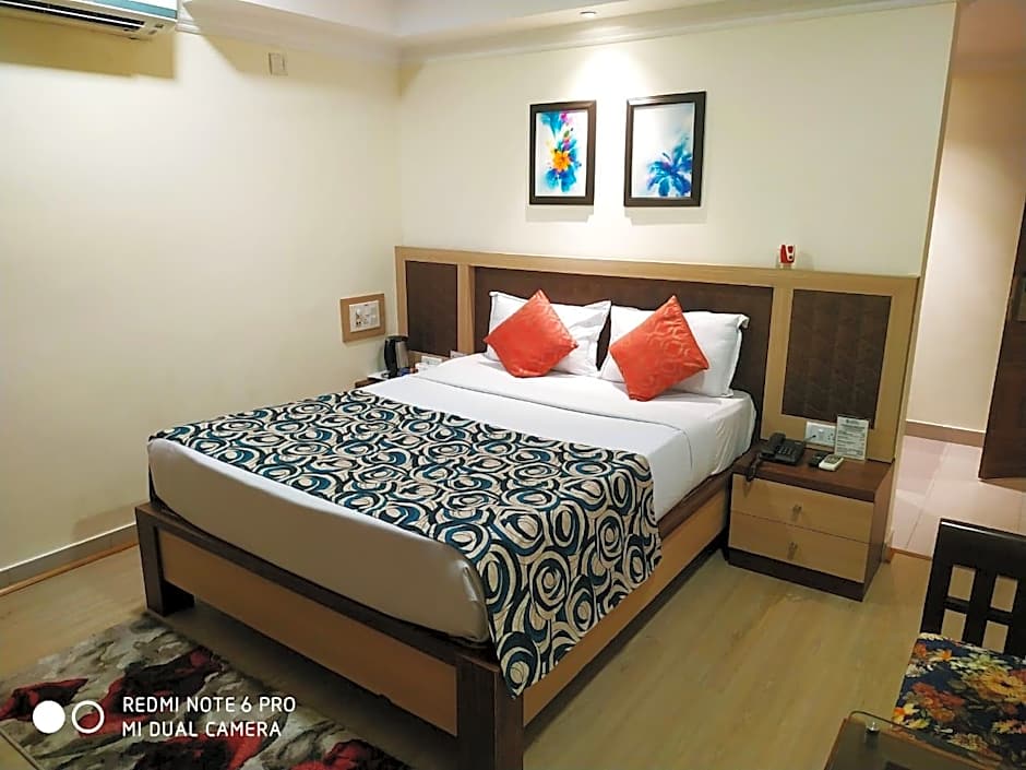 HotelPushpak
