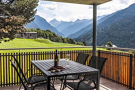 Tante Anna Retreats