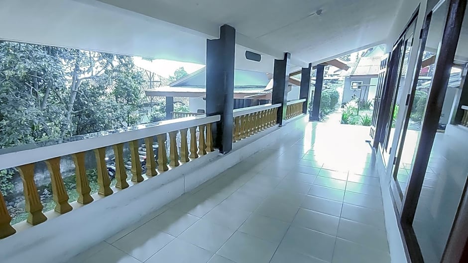 Burangrang Village Mitra by RedDoorz – Bogor, PA