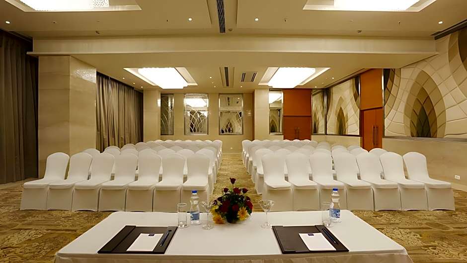 Nataraj Sarovar Portico