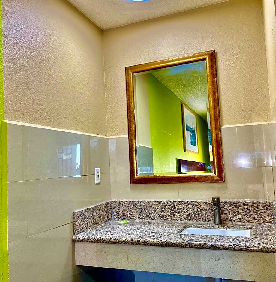 4 Star Motel