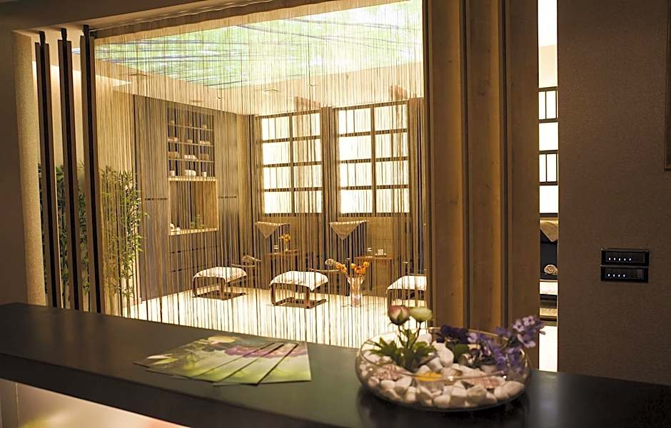 Midas Hotel