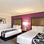 La Quinta Inn & Suites by Wyndham Denver Airport Dia
