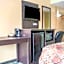 Amherst Inn & Suites