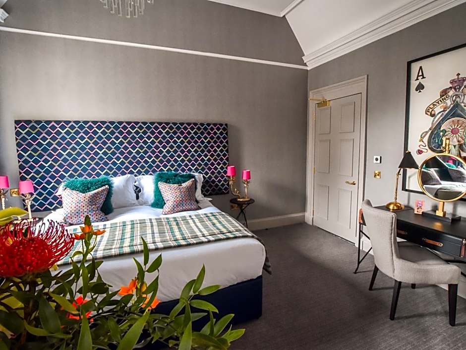 The Meadowpark Bar, Kitchen & Rooms