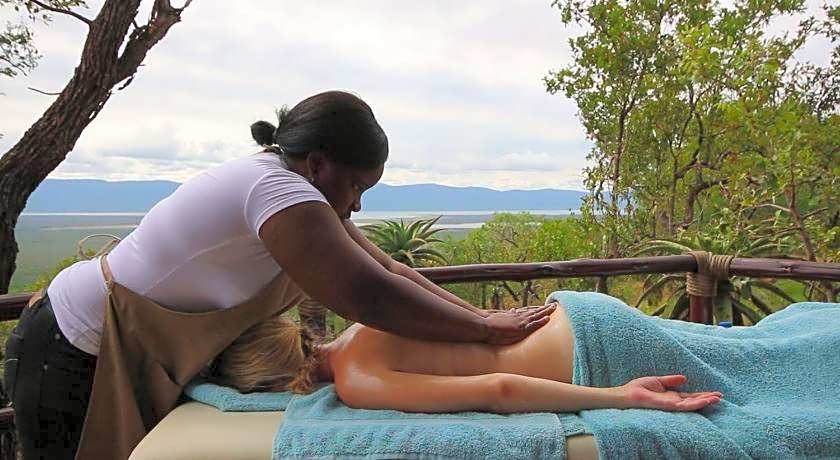 Shayamoya Tiger Fishing And Game Lodge