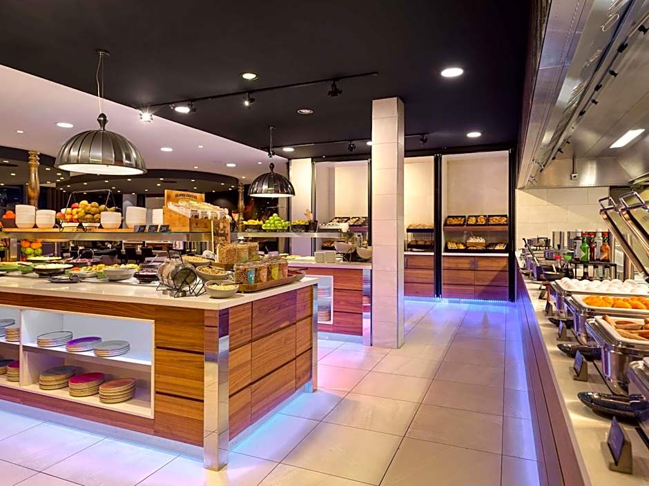 Movenpick Hotel Amsterdam City Centre