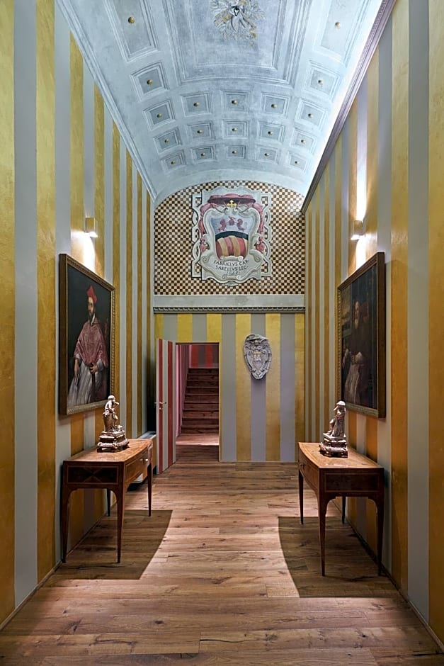 Palazzo di Alcina - Residenza d'Epoca - Luxury-