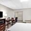 La Quinta Inn & Suites by Wyndham Lynnwood