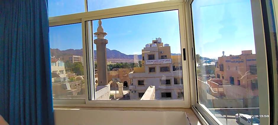 Happy Beach For Studio Rooms Apartment شاطئ السعادة للشقق المفروشة