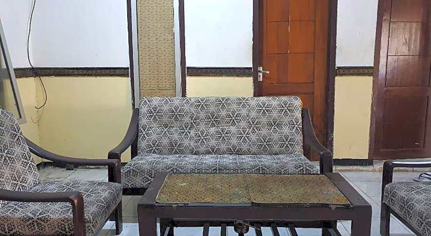 OYO Life 92622 Jatiluhur Kost Syariah