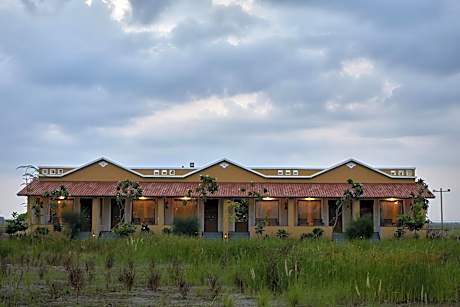 Blackbuck Safari Lodge Velavadar