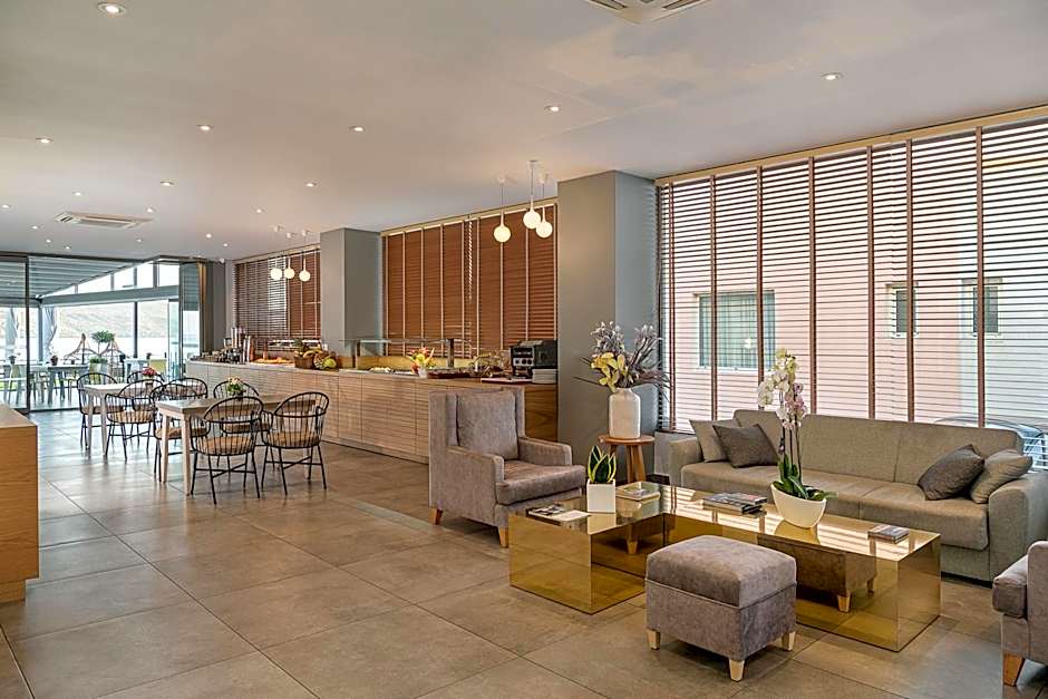 Elia Agia Marina Hotel