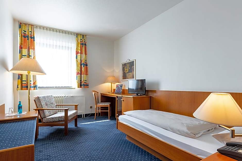 Fly Inn Hotel Frankfurt Airport Rüsselsheim ehemals Trip Inn Hotels