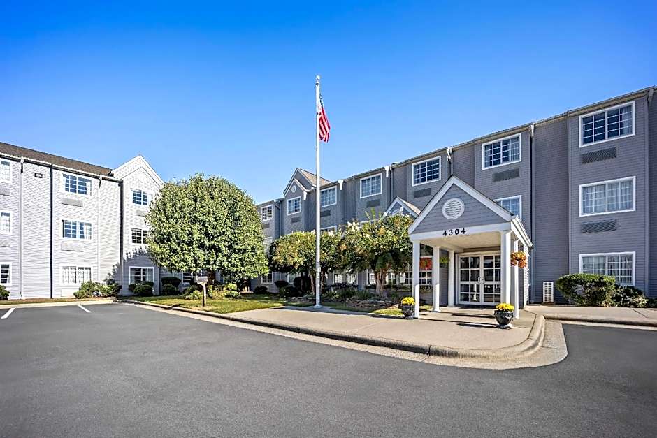 Microtel Inn & Suites by Wyndham Greensboro