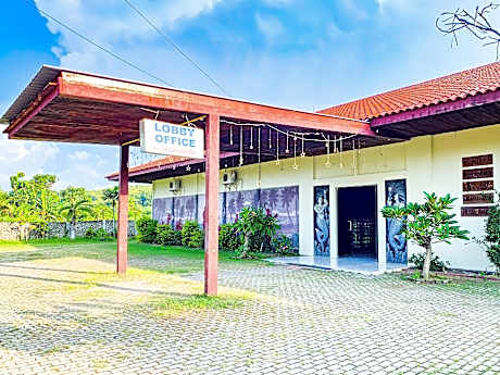 San Sui Hotel Mitra RedDoorz