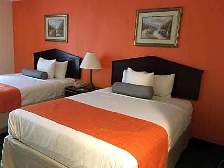 Queen Room with Two Queen Beds - Non-Smoking