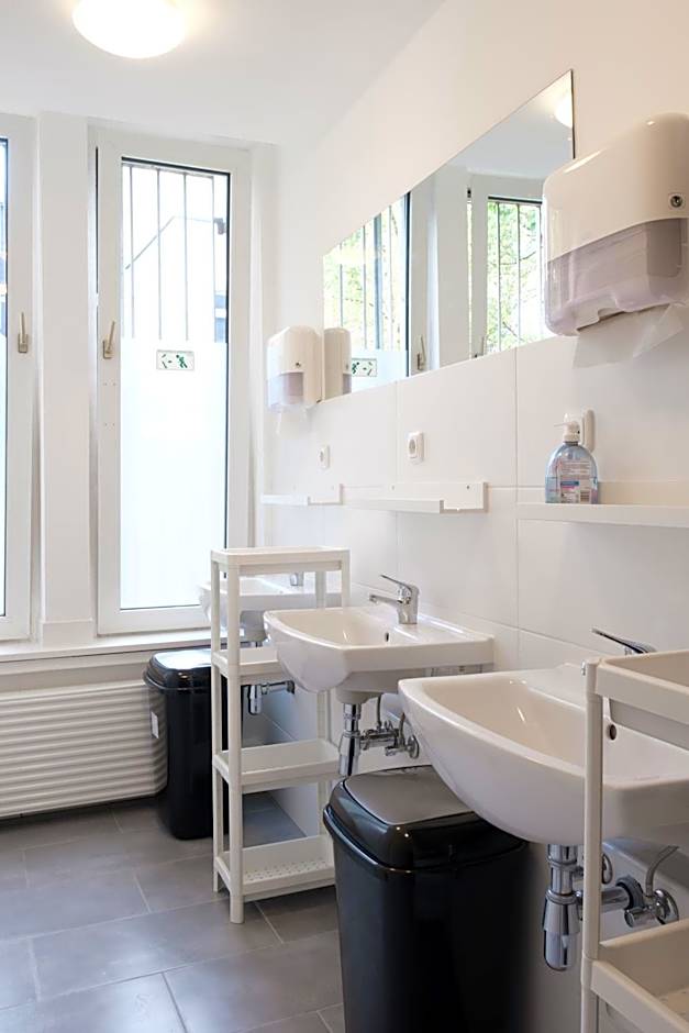 Hostel MaRu Living C9