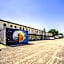 Days Inn & Suites by Wyndham Webster NASA-ClearLake-Houston