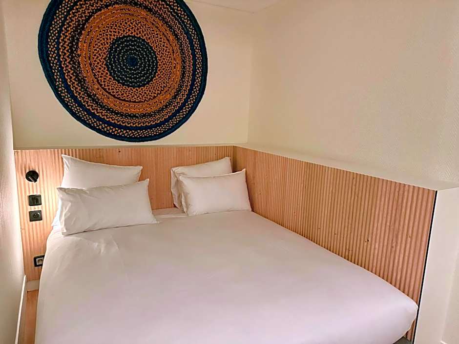 Hotel De L'Exposition - Republique