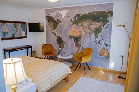 Deluxe Queen Room