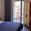 AtaÇesme Otel