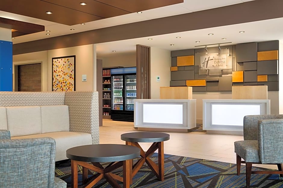 Holiday Inn Express & Suites - Grand Rapids South - Wyoming, an IHG Hotel