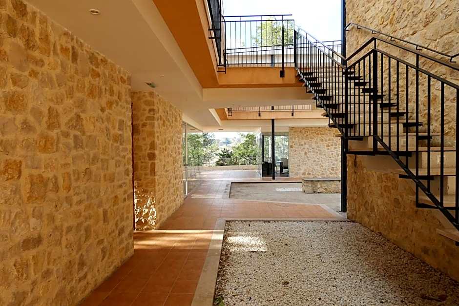 Hotel de Montaña La Rocha