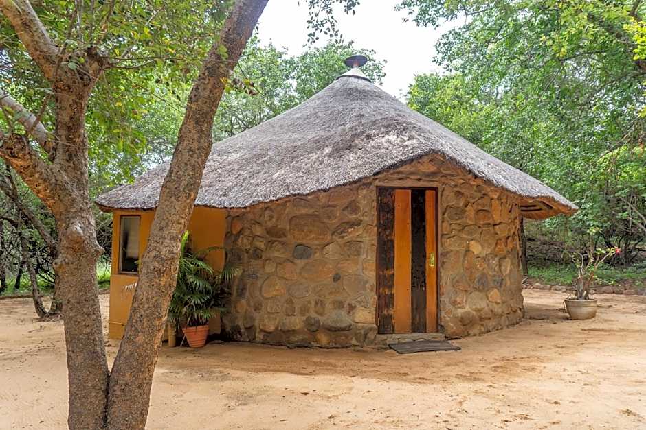Shumba Safari Bush Camp