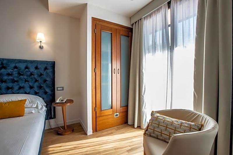 Dal Moro Gallery Hotel