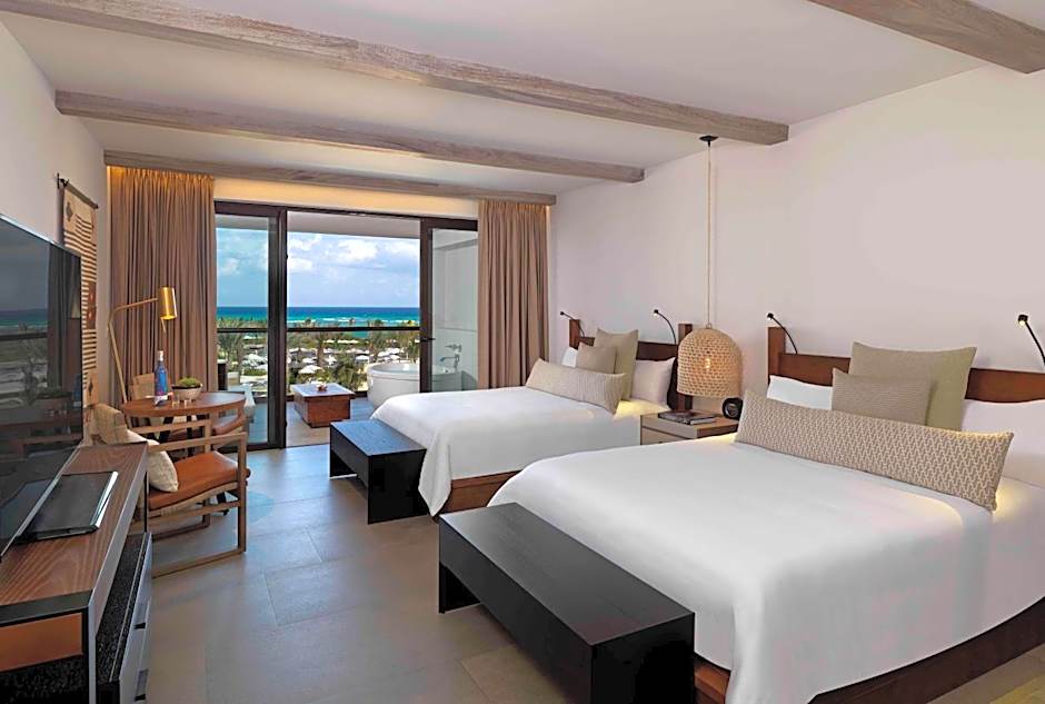 Foto 1 di 6 di 1 Double Bed, Ocean View