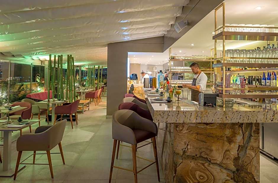 Hotel El Dorado Bogota