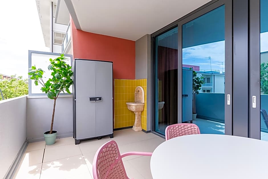 Aparthotel Zefiro com design, large terrace, bike, near beach and thermal