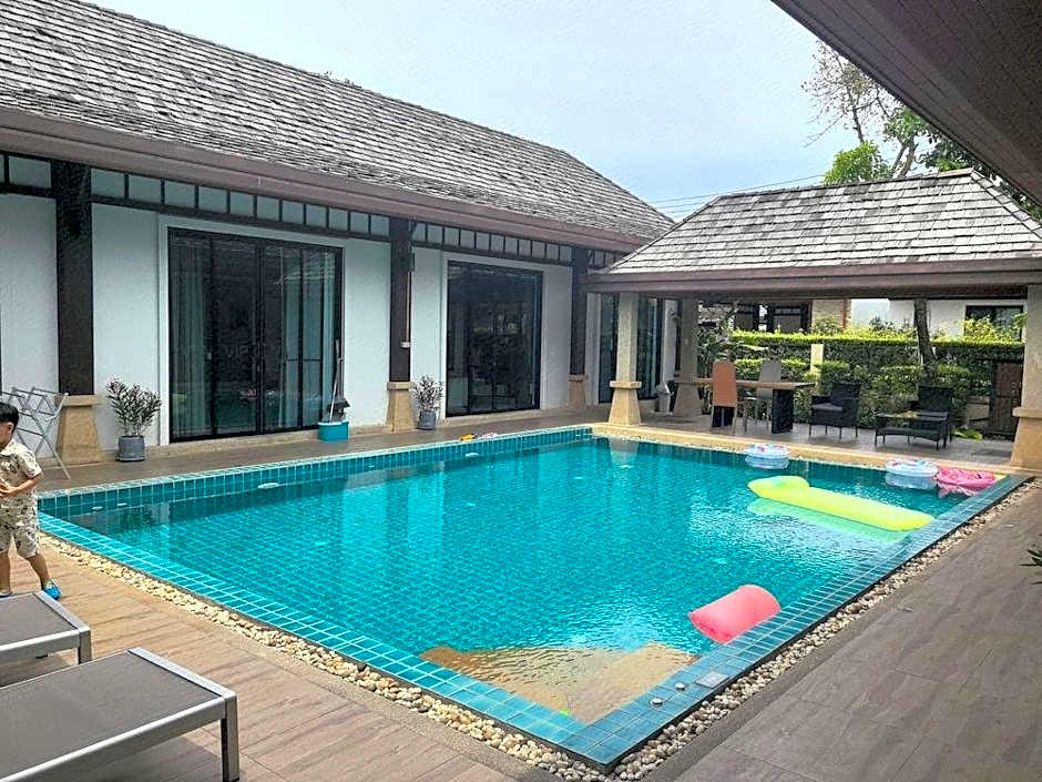 Phuket Meet Holiday Hotel