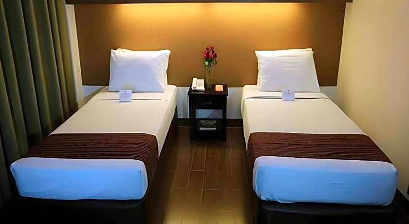 The Ritz Hotel at Garden Oases (Multiple-Use Hotel)