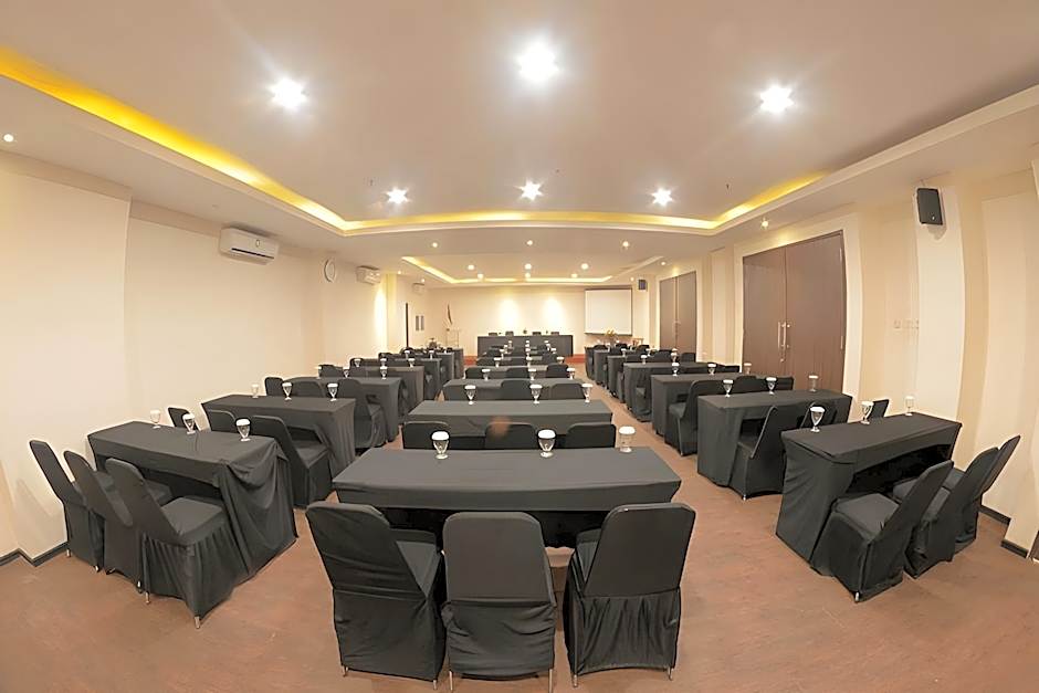 Summer Bed And Breakfast Hotel