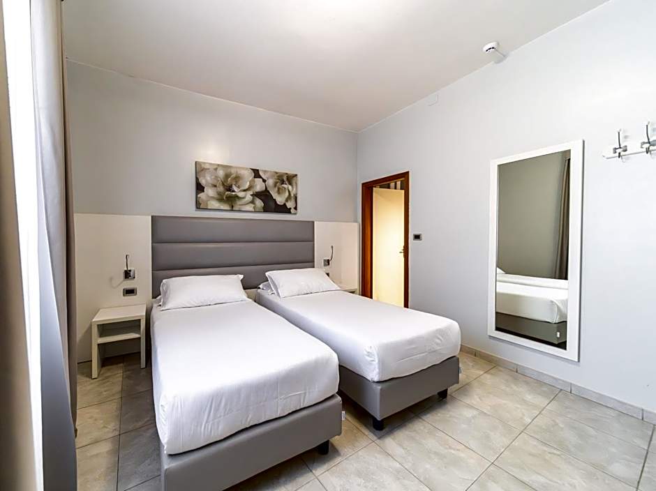 Hotel University