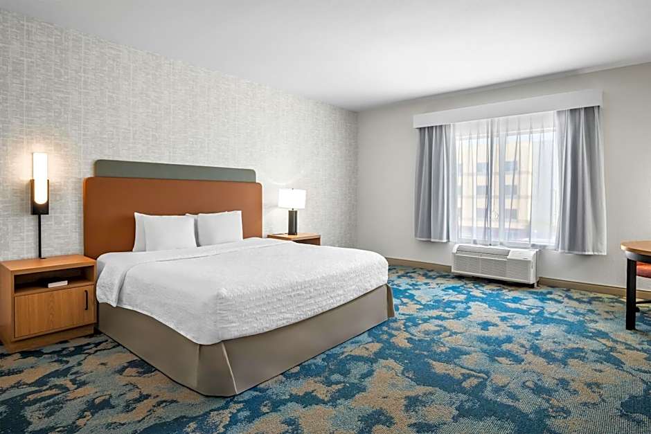 Hampton Inn By Hilton & Suites Waxahachie