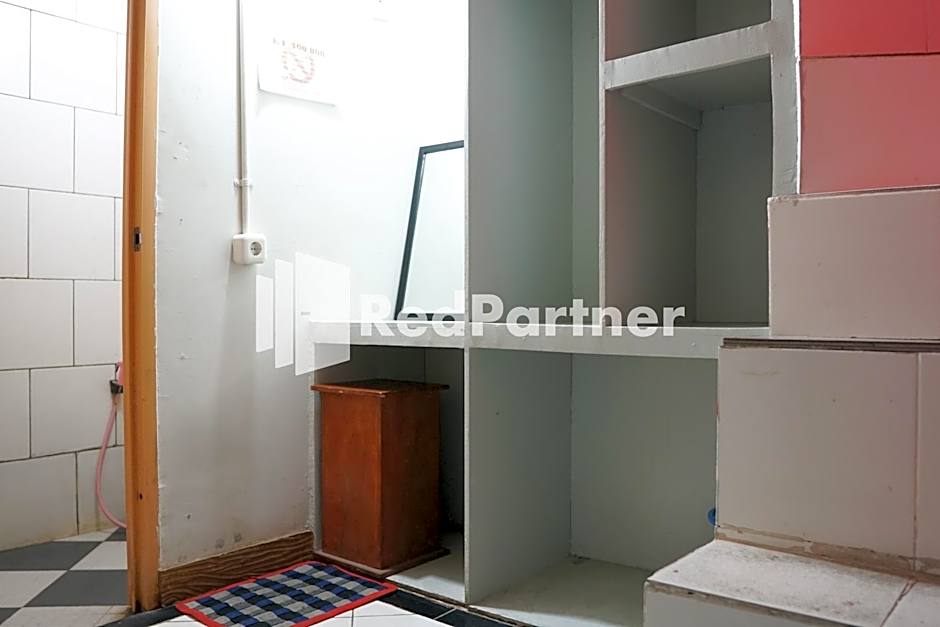 Cosmo Tanjung Duren Mitra RedDoorz