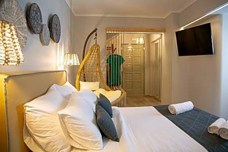 Glykeria Suite with Sea View