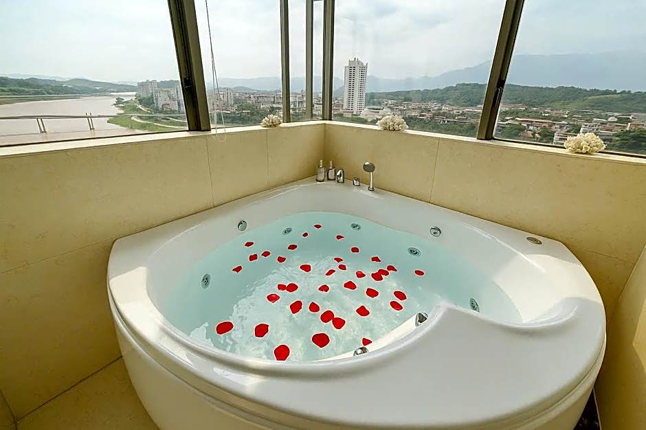 Sapaly Lao Cai City Hotel