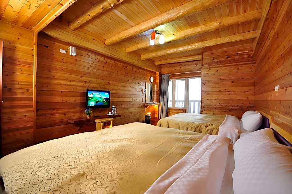 Dindai Glass Vacation Villa