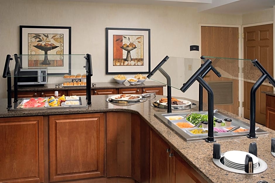Staybridge Suites North Brunswick By IHG