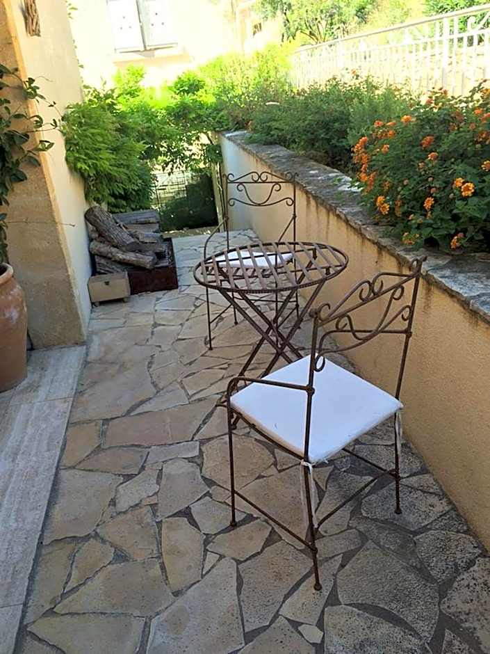 Villa La Lezardiere – Bandol, WY