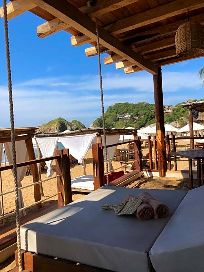 Hotel Nude Zipolite & beach club