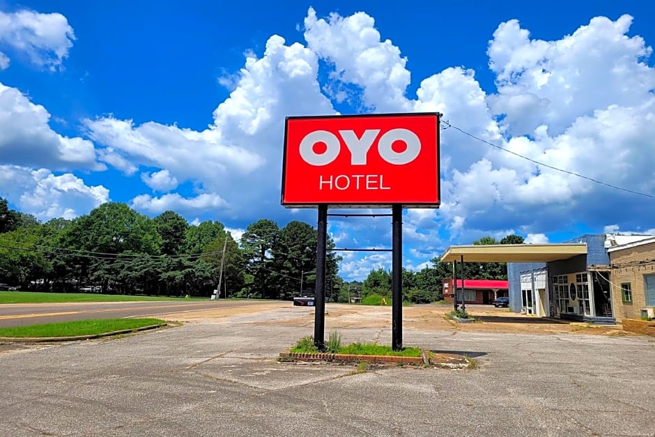 OYO Hotel Holly Springs MS