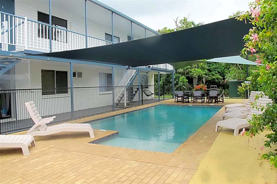 Apollo Jewel Beachfront Apartments