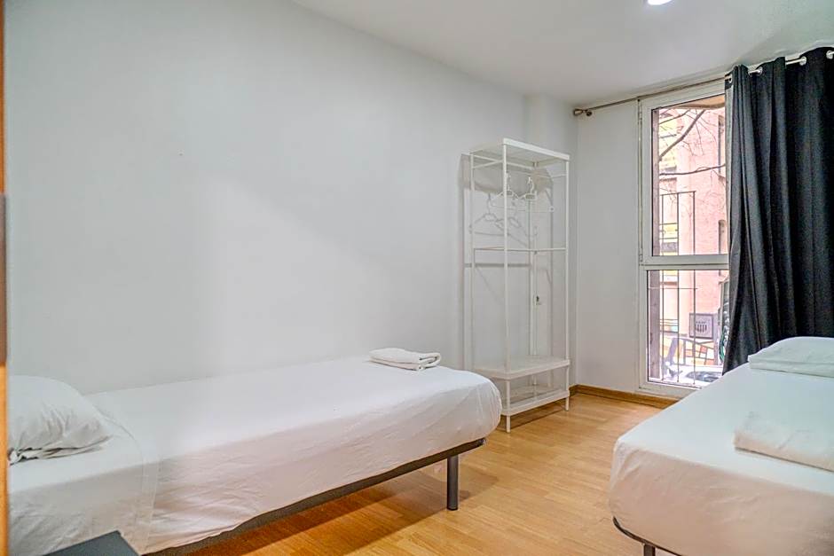 HolidaysBCN Rooms