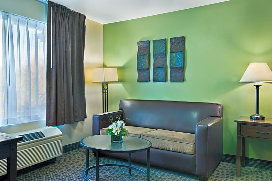 Oxford Suites Hermiston