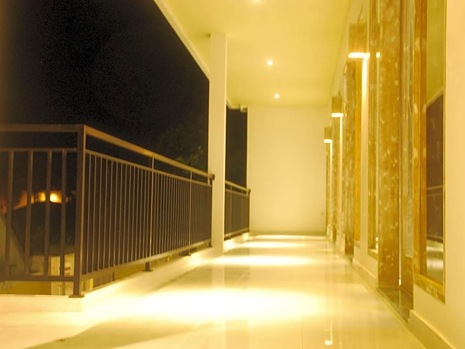 Sugiras Living Guest House
